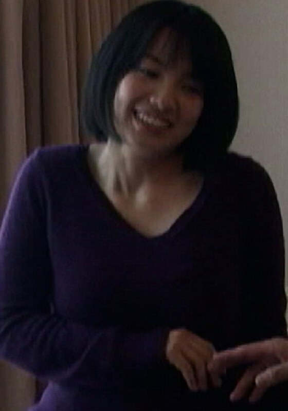 街で見かけた服の上からでも巨乳とわかる美形ちゃんをナンパしてホテルにお持ち帰り 年配ナンパ師が、夜の街でカワイイ女の子を口説く… （M555G-09）