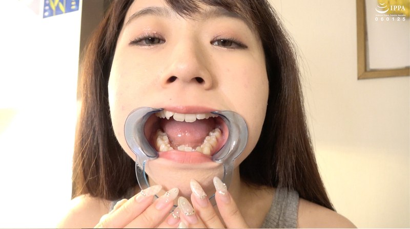 ギリギリのエッチなストレッチからの口内歯のどちんこ観察&舌ベロ顔舐めプレイ! Nana パッケージ画像